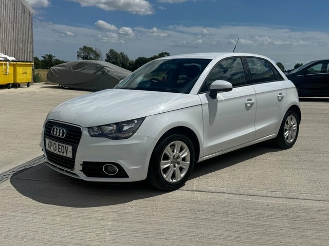 Audi A1 2013 1.6 Tdi Se Sportback Euro 5 White #4