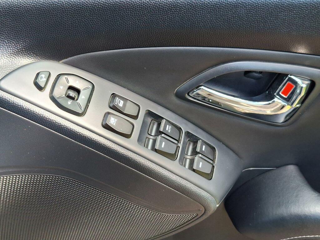 Hyundai Ix35 Crdi Style Black #7