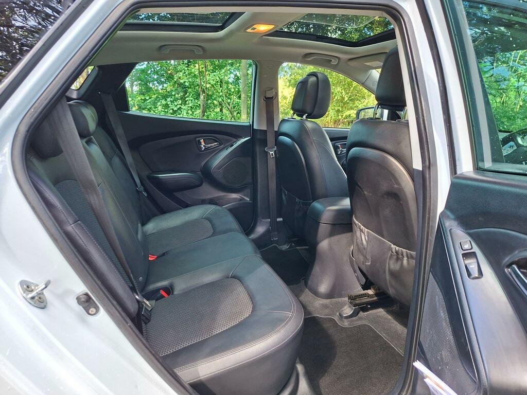 Hyundai Ix35 Crdi Style Black #8