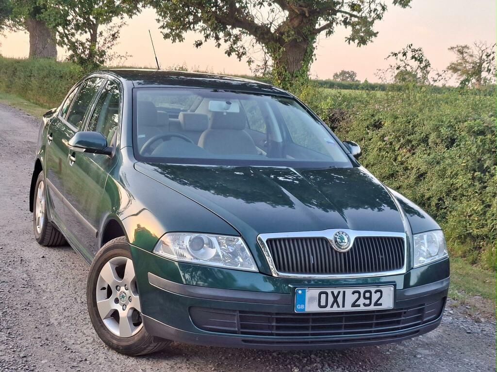 Skoda Octavia Ambiente Green