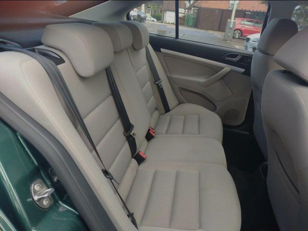 Skoda Octavia Ambiente Green #4