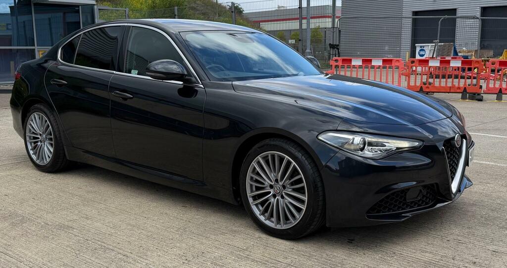 Alfa Romeo Giulia 2.2 Td Lusso Ti Euro 6 Ss WX70JZJ Black #5