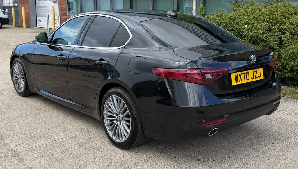 Alfa Romeo Giulia 2.2 Td Lusso Ti Euro 6 Ss WX70JZJ Black #4