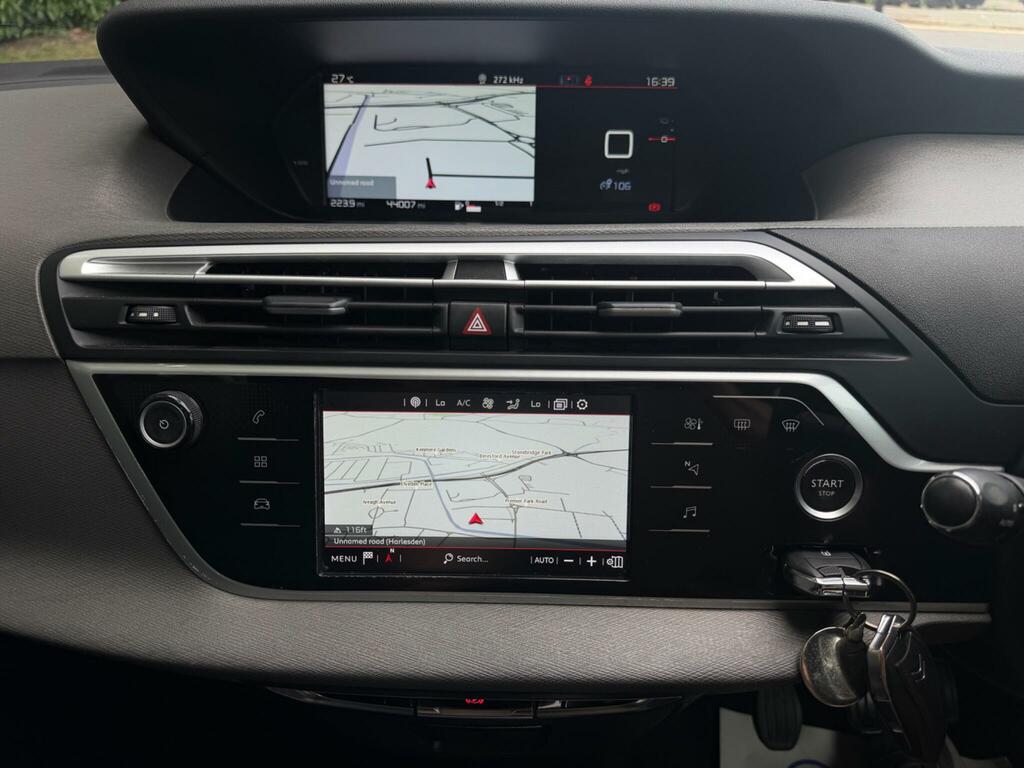 Citroen C4 SpaceTourer 1.2 Puretech 130 Flair Red #17