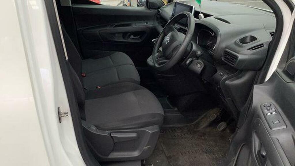 Citroen Berlingo E-berlingo Feel Grey #9