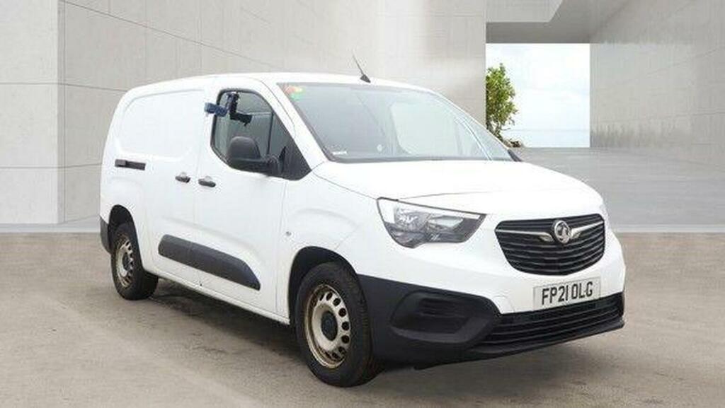 Vauxhall Combo 1.5 Turbo D 2300 Edition L2 H1 Euro 6 White