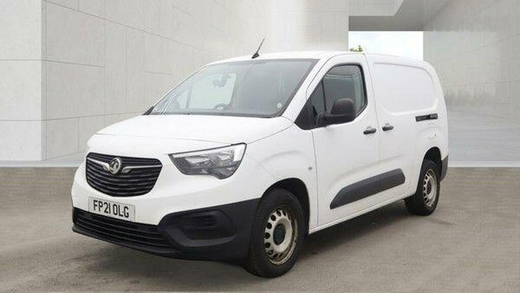 Vauxhall Combo 2300 1.5 Turbo D 100Ps L2 H1 Dynamic Van White #14