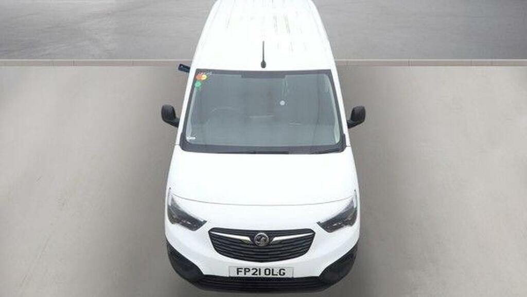 Vauxhall Combo 2300 1.5 Turbo D 100Ps L2 H1 Dynamic Van White #19