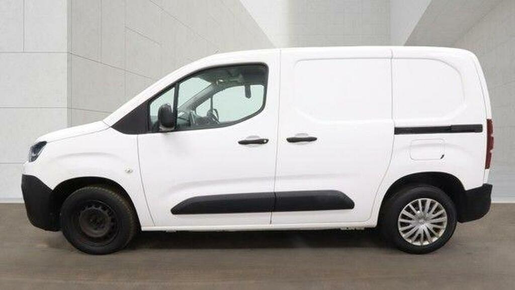Citroen Berlingo 1.5 Bluehdi Silver #18