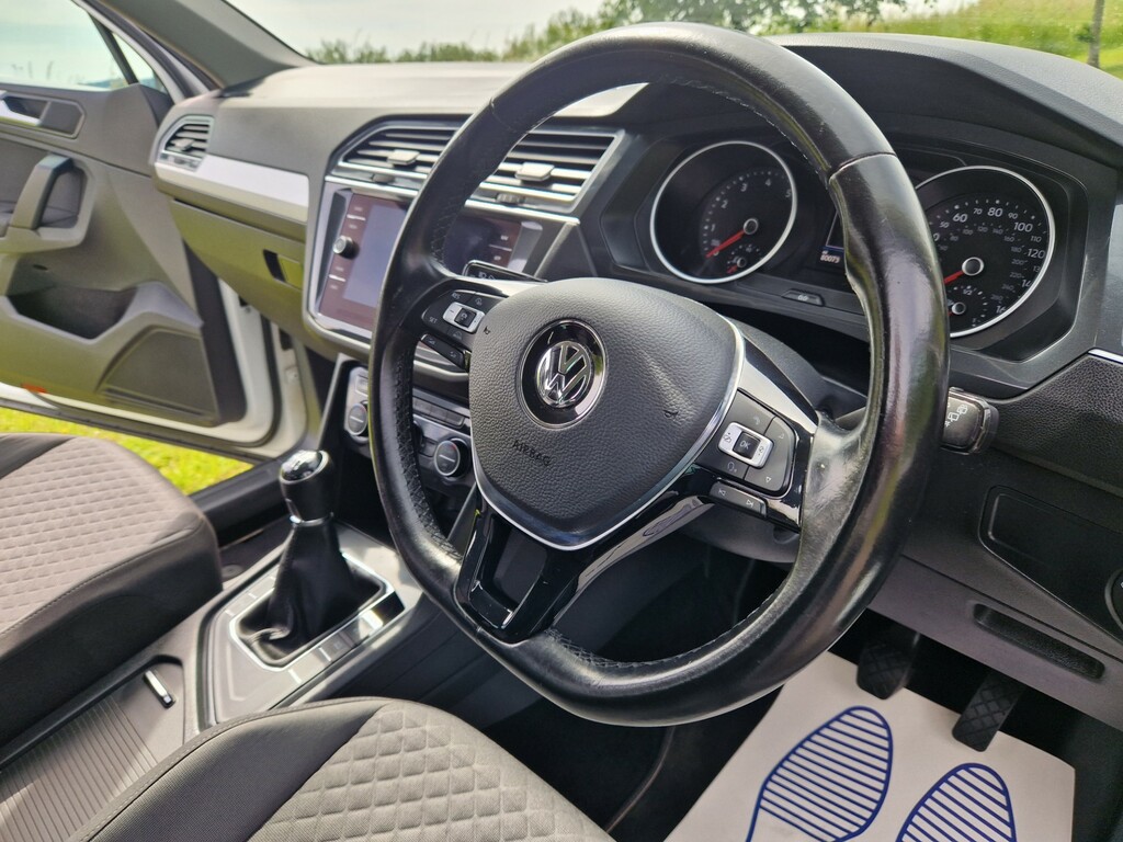 Volkswagen Tiguan Se Nav Tsi CV68UNJ #4