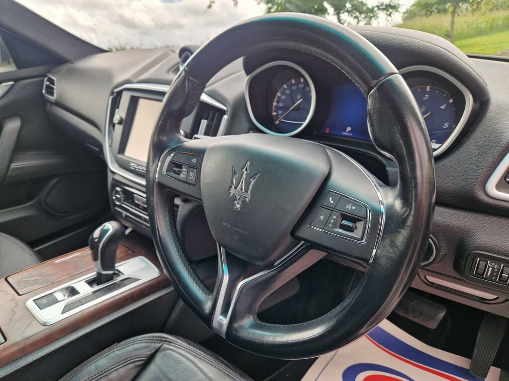 Maserati Ghibli 3.0 Dv6 275 Black #8