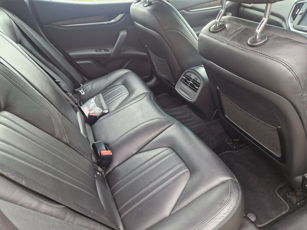 Maserati Ghibli 3.0 Dv6 275 Black #10