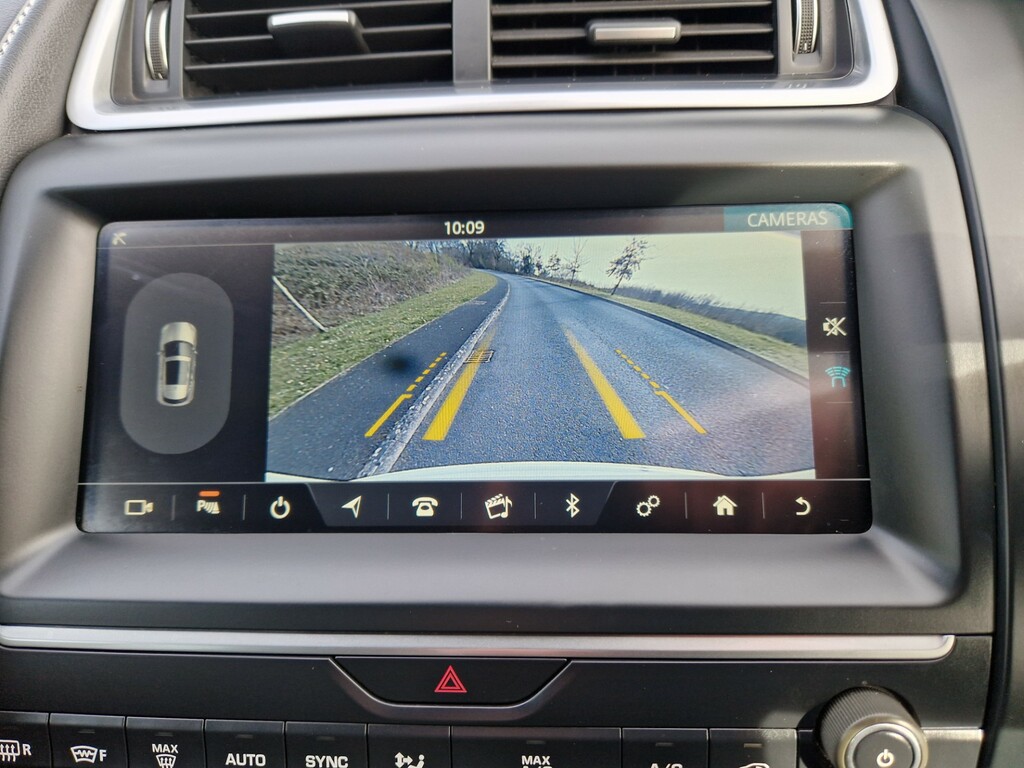 Jaguar E-Pace R-dynamic S White #3