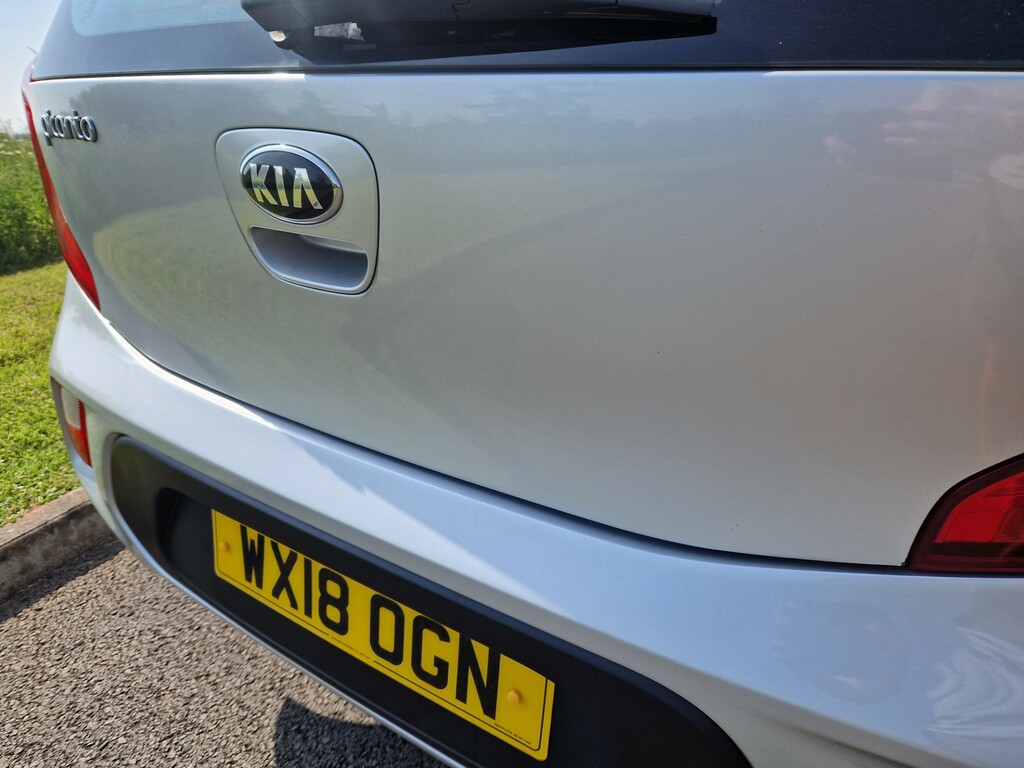Kia Picanto 1 White #14