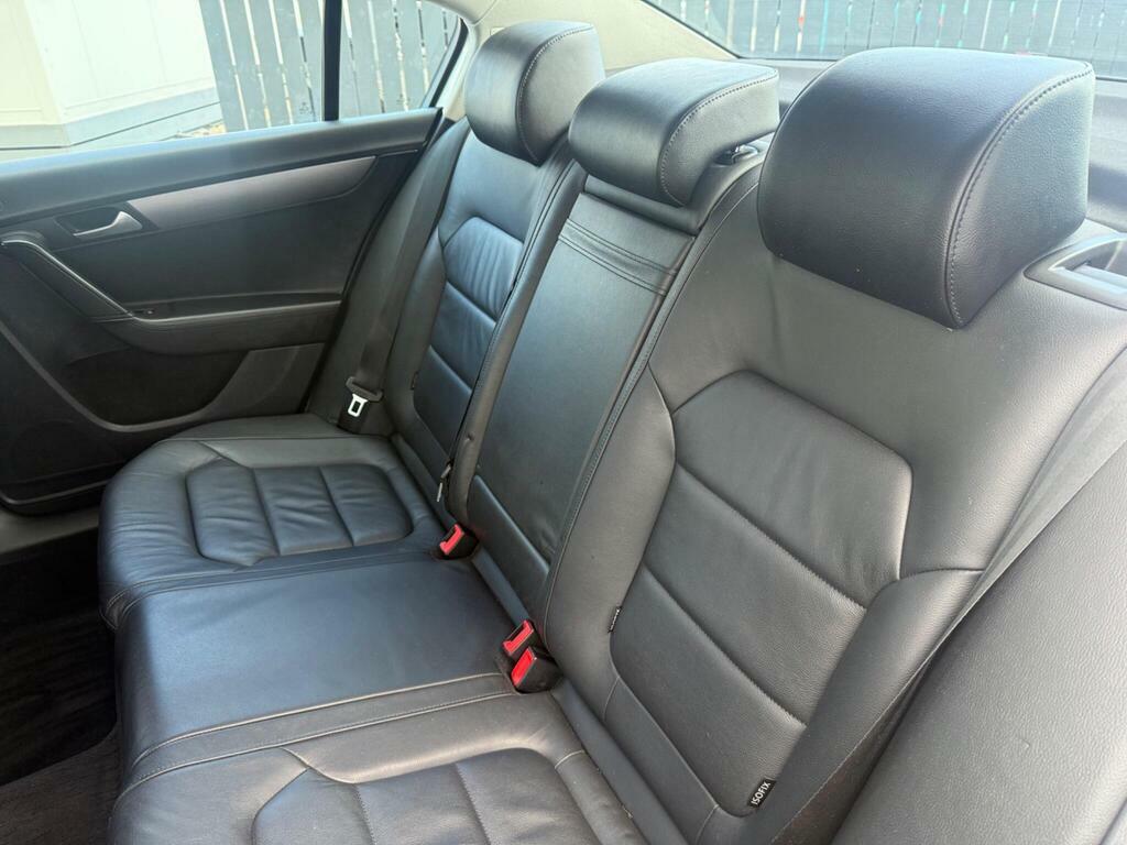 Volkswagen Passat Grey #13