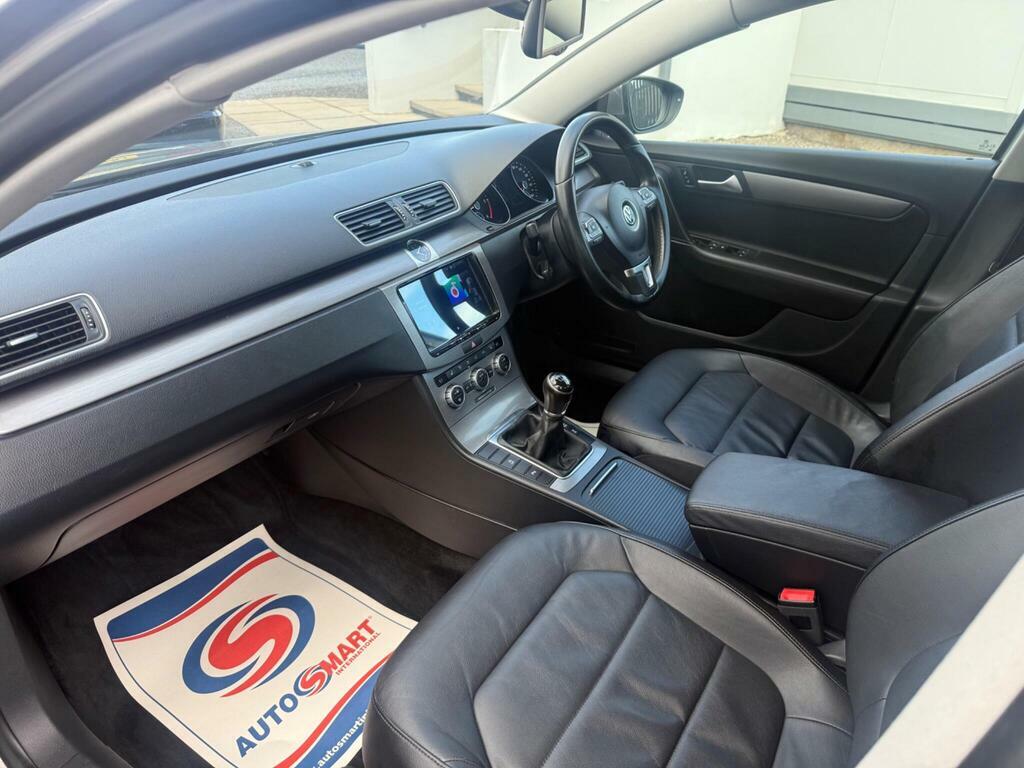 Volkswagen Passat Grey #14