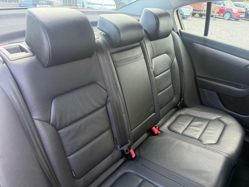 Volkswagen Passat Grey #12