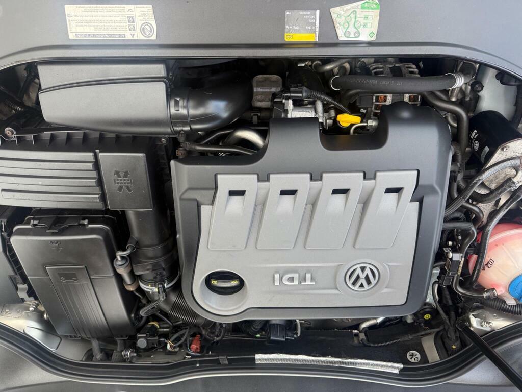 Volkswagen Passat Grey #25