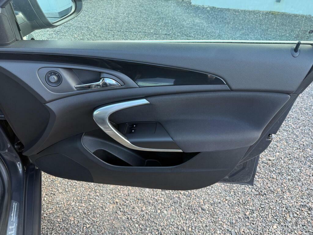 Vauxhall Insignia Hatchback Silver #10