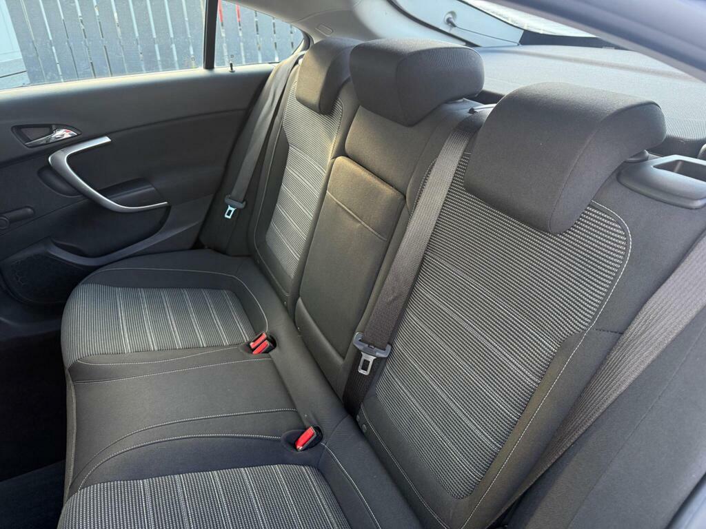 Vauxhall Insignia Hatchback Silver #12