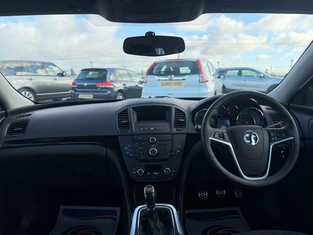 Vauxhall Insignia Hatchback Silver #16