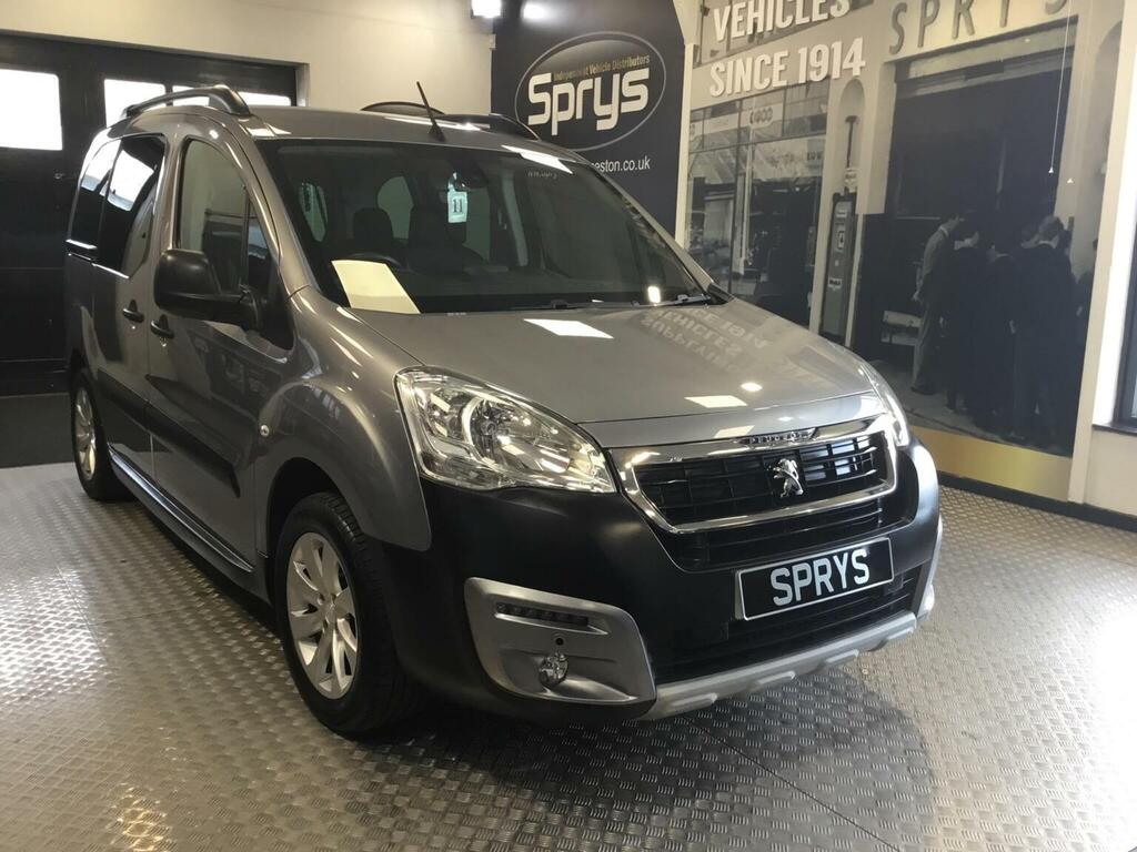 Peugeot Partner Tepee 1.2 Puretech Outdoor Euro 6 Ss Grey #2