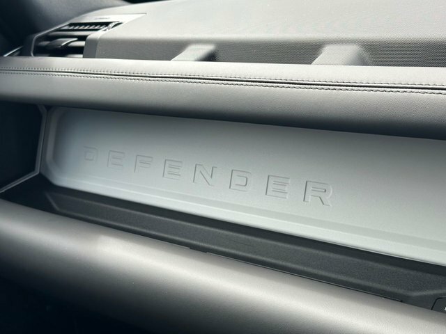 Land Rover Defender 110 Hse 7 Seat - Silver #6