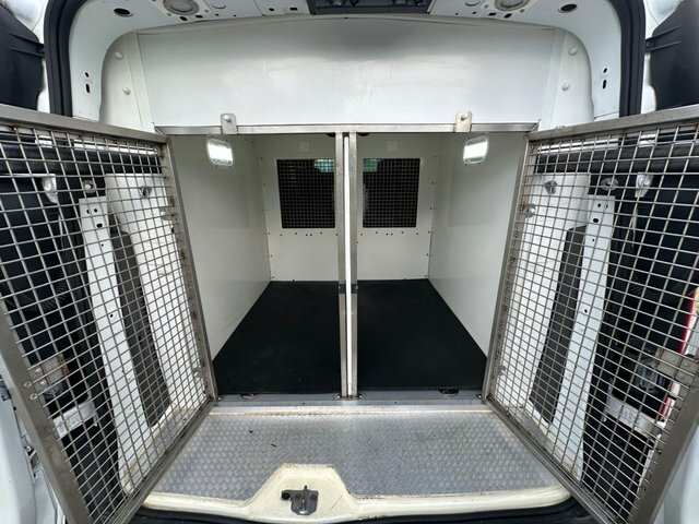 Ford Transit Connect Van 1.5 240 Ecoblue BJ69KTT White #2