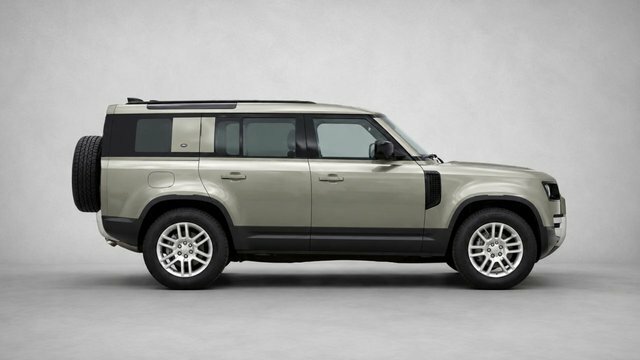 Land Rover Defender 110 D250 Mhev Se Suv Green #2
