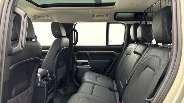 Land Rover Defender 110 D250 Mhev Se Suv Green #6