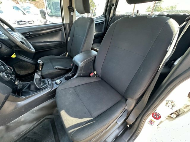 Isuzu D-Max Td Pickup White #5