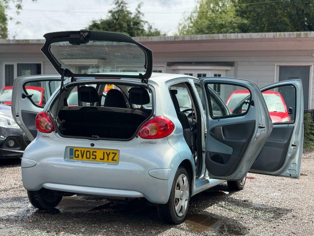 Toyota Aygo Hatchback Blue #27
