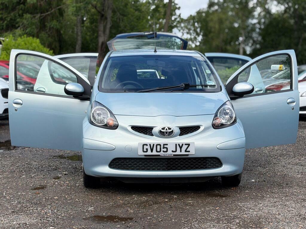 Toyota Aygo Hatchback Blue #24