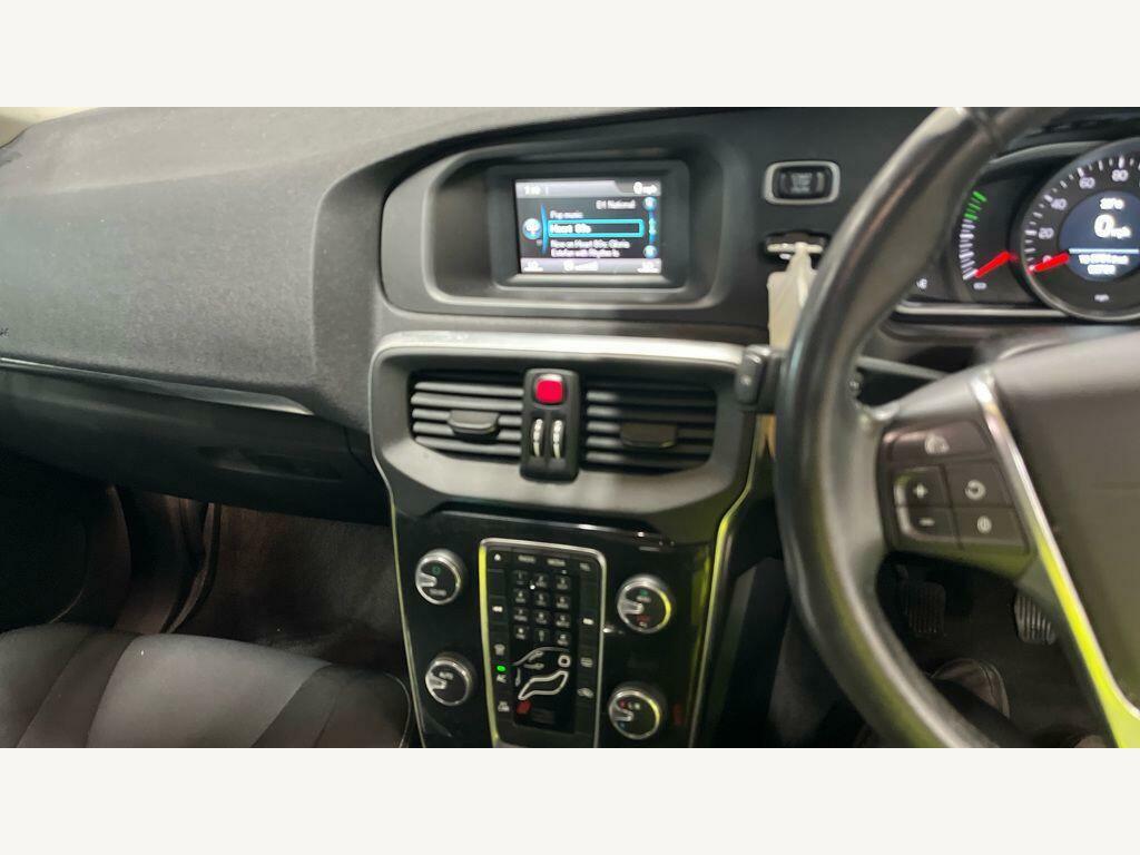 Volvo V40 2.0 D2 Momentum Euro 6 Ss Blue #6
