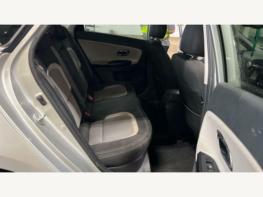 Kia Ceed Crdi 2 White #6
