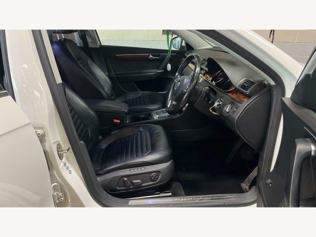 Volkswagen Passat Estate 2.0 Tdi Bluemotion Tech Highline Euro 5 S Silver #9