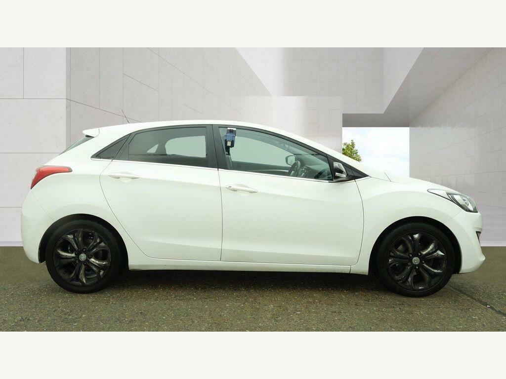 Hyundai I30 1.6 Se Euro 5 Panoramic Roof White #6