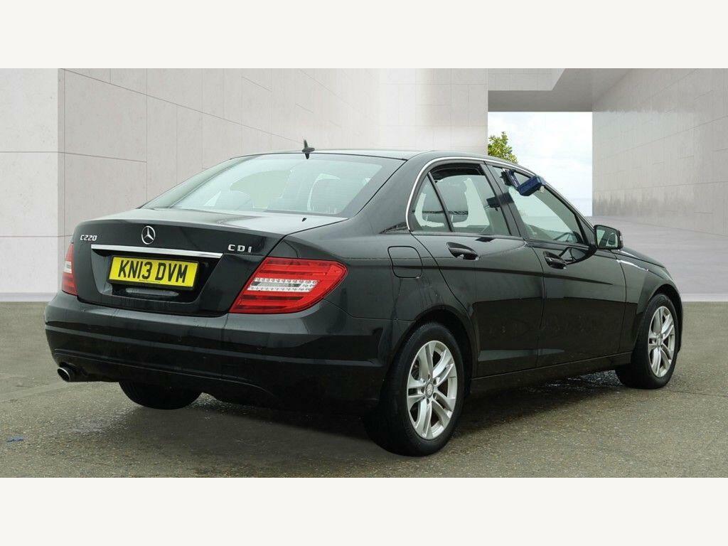 Mercedes-Benz C Class 2.1 C220 Cdi Blueefficiency Executive Se G-tronic Black #4