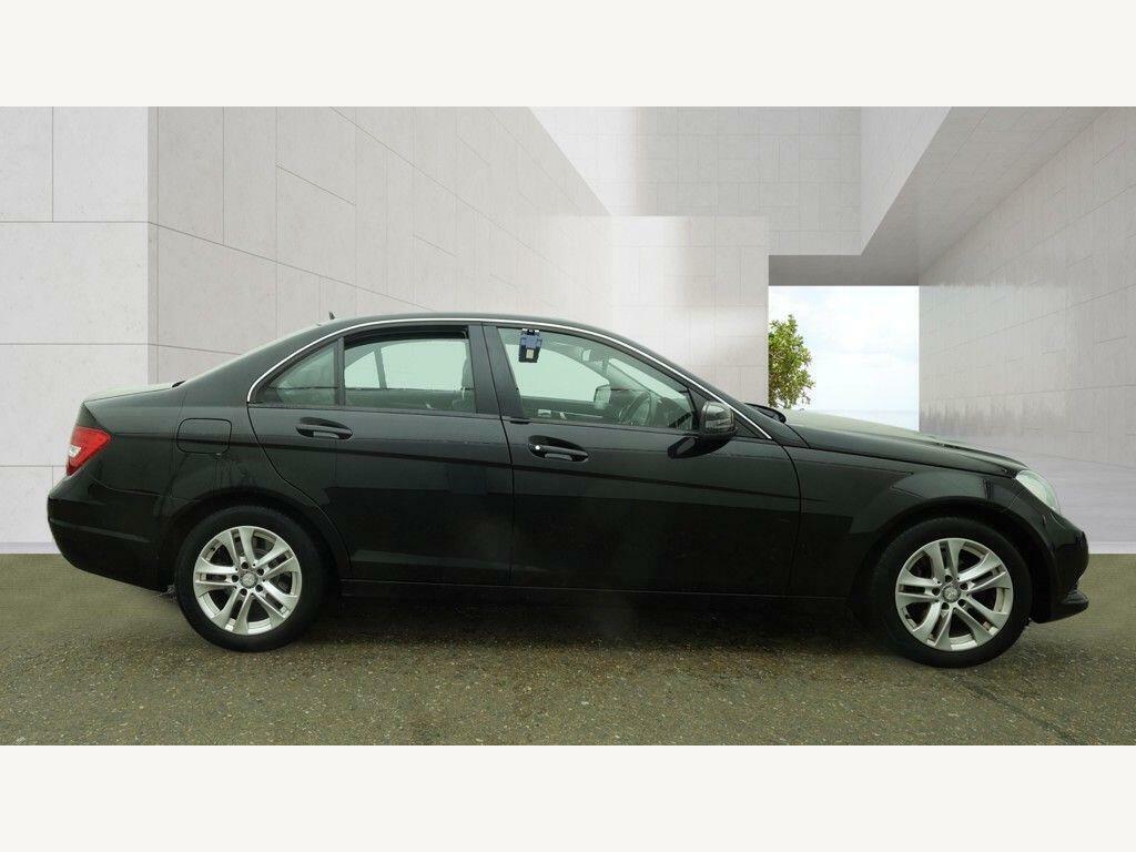 Mercedes-Benz C Class 2.1 C220 Cdi Blueefficiency Executive Se G-tronic Black #6