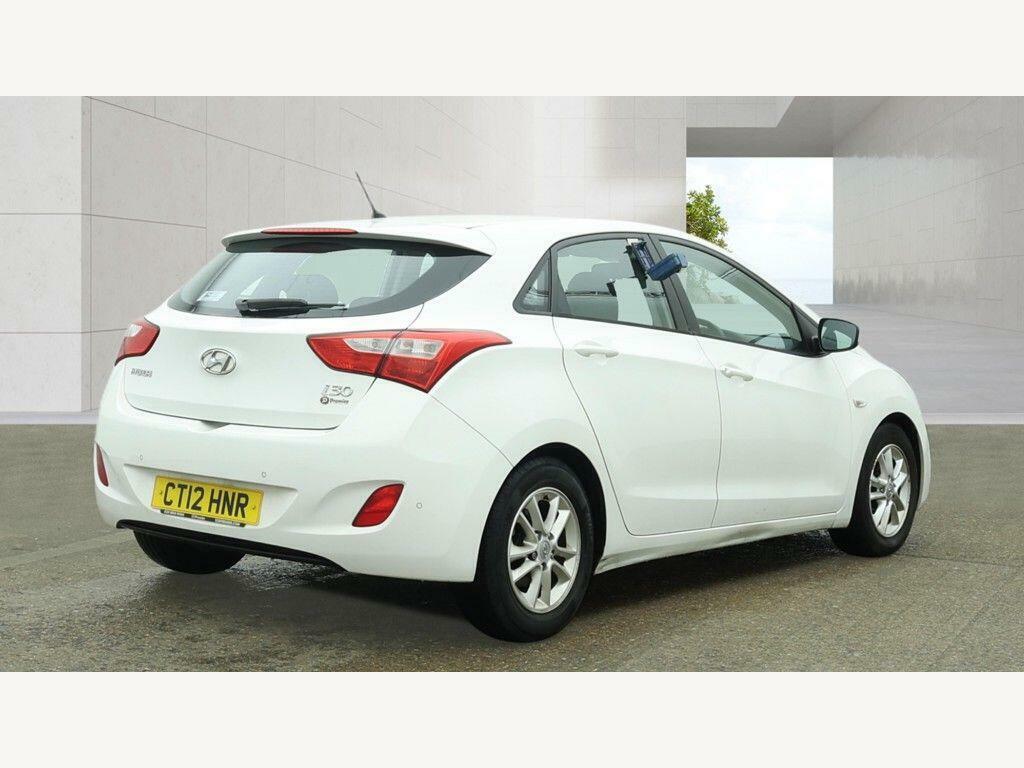 Hyundai I30 1.6 Active Euro 5 White #4