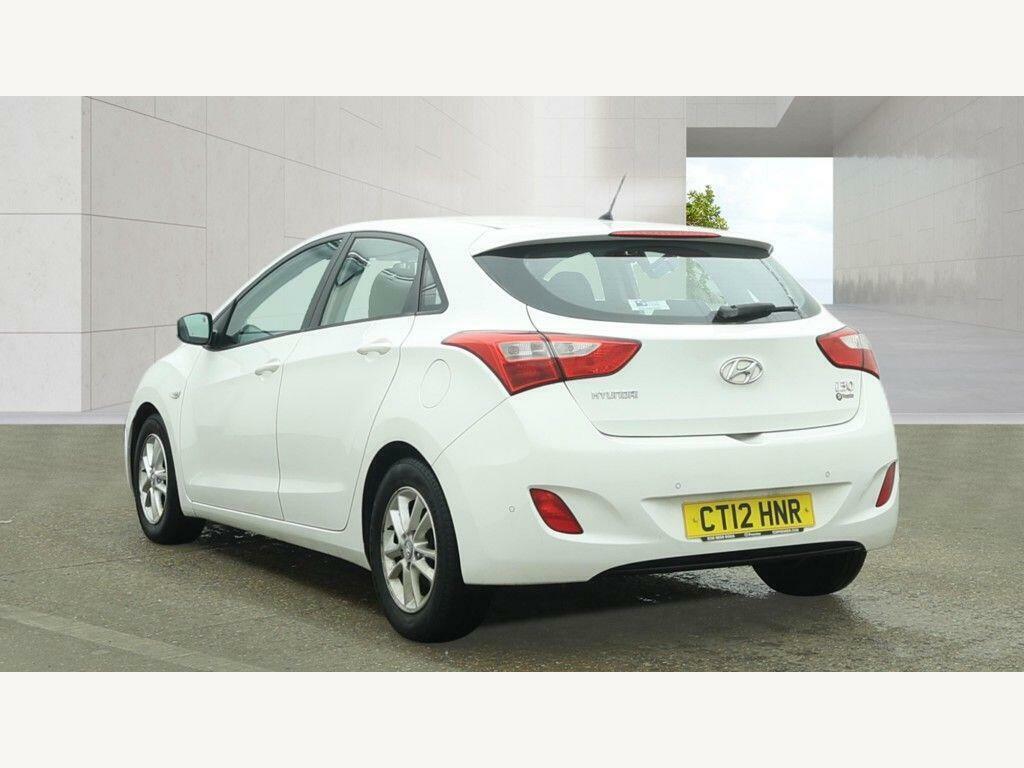 Hyundai I30 1.6 Active Euro 5 White #3