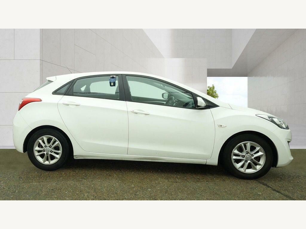 Hyundai I30 1.6 Active Euro 5 White #6