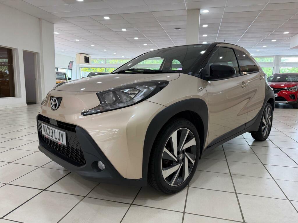 Toyota Aygo X 1.0 Vvt-i Edge Hatchback X-shift Euro 6 RK73ZXJ Beige #3
