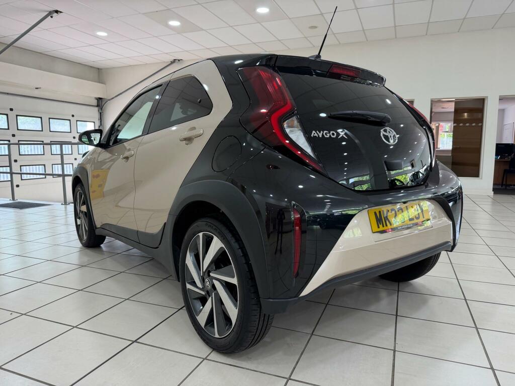 Toyota Aygo X 1.0 Vvt-i Edge Hatchback X-shift Euro 6 RK73ZXJ Beige #4