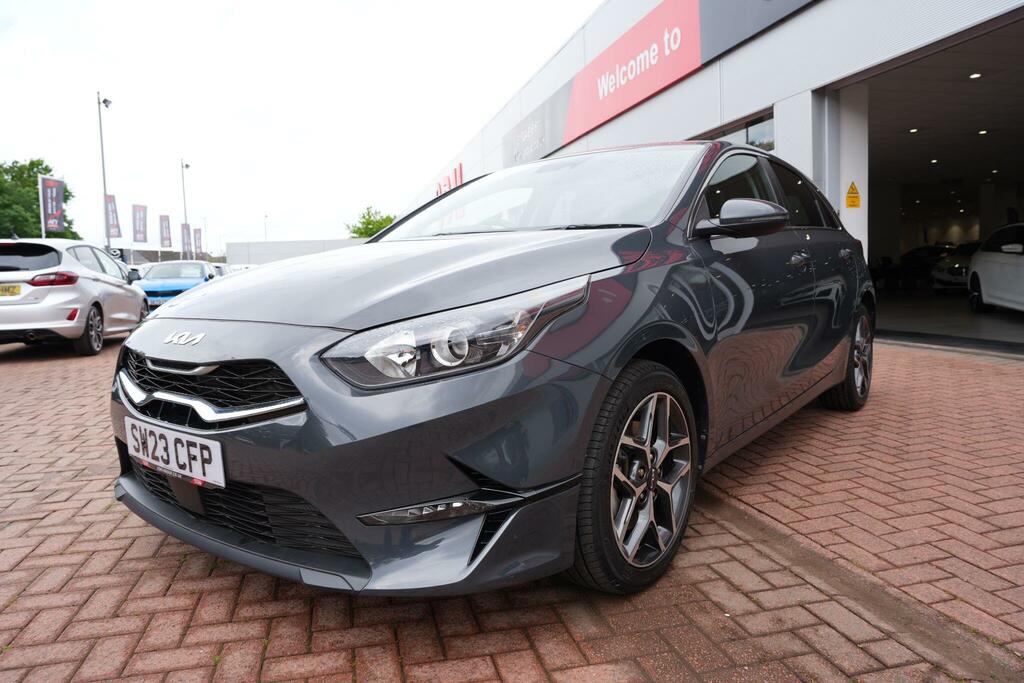 Kia Ceed 1.5 T-gdi 3 Euro 6 Ss Grey