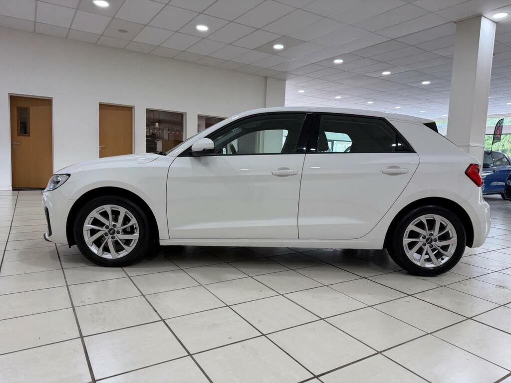 Audi A1 1.0 Tfsi 25 Sport Sportback S Tronic Eu White #5