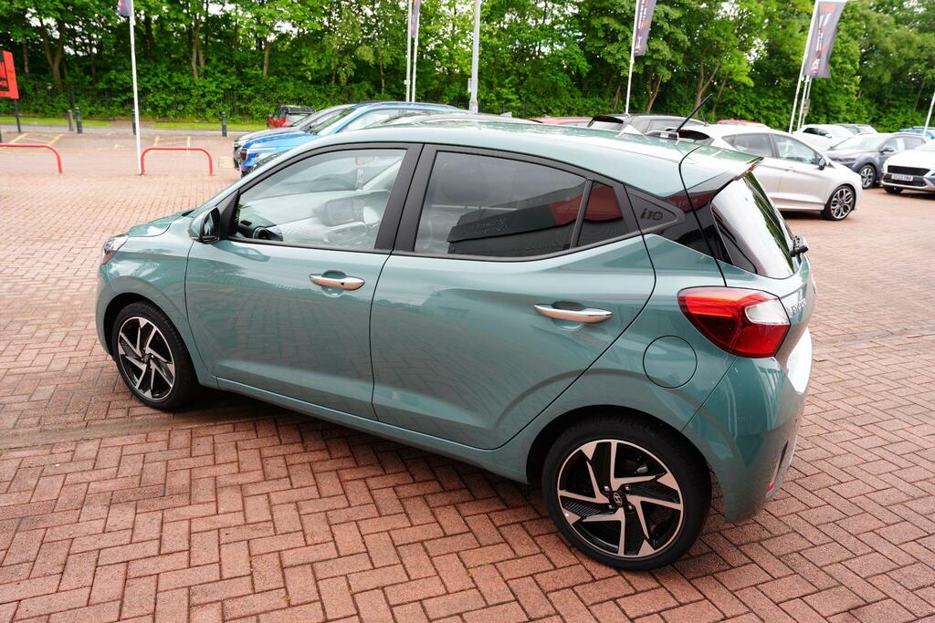 Hyundai I10 1.2 Premium Hatchback Euro 6 S DG25CFY Green #5