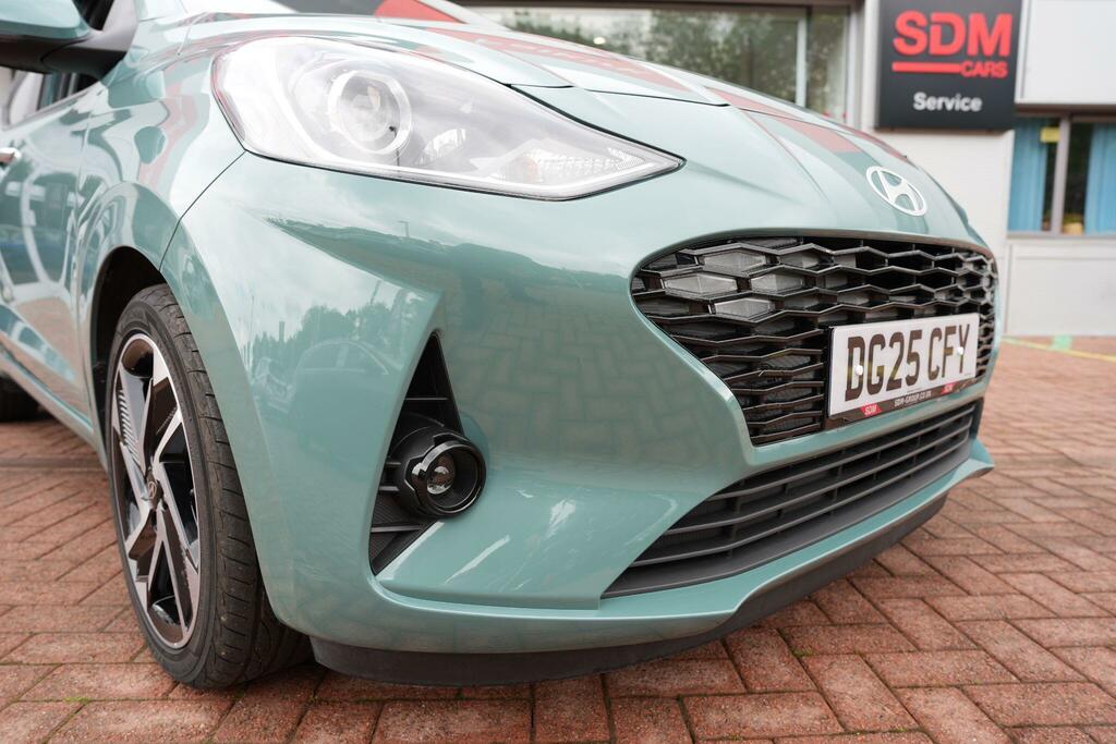 Hyundai I10 1.2 Premium Hatchback Euro 6 S Green