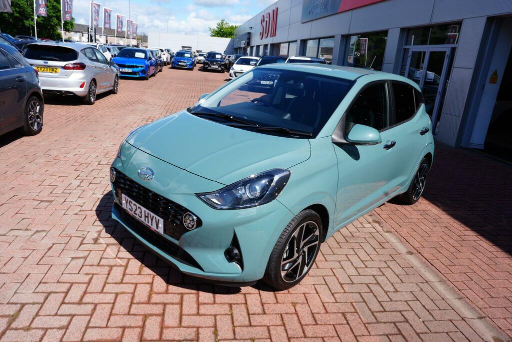 Hyundai I10 1.2 Premium Euro 6 Ss Green #2