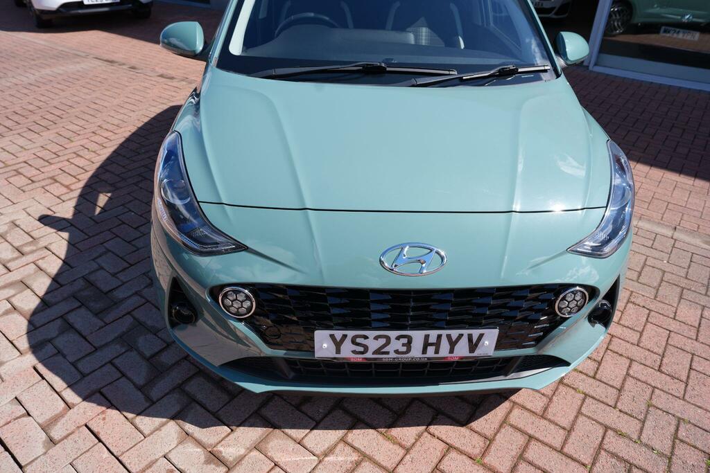 Hyundai I10 1.2 Premium Euro 6 Ss Green #6